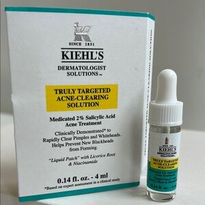Kiehl's Truly Targeted Acne-Clearing Solution